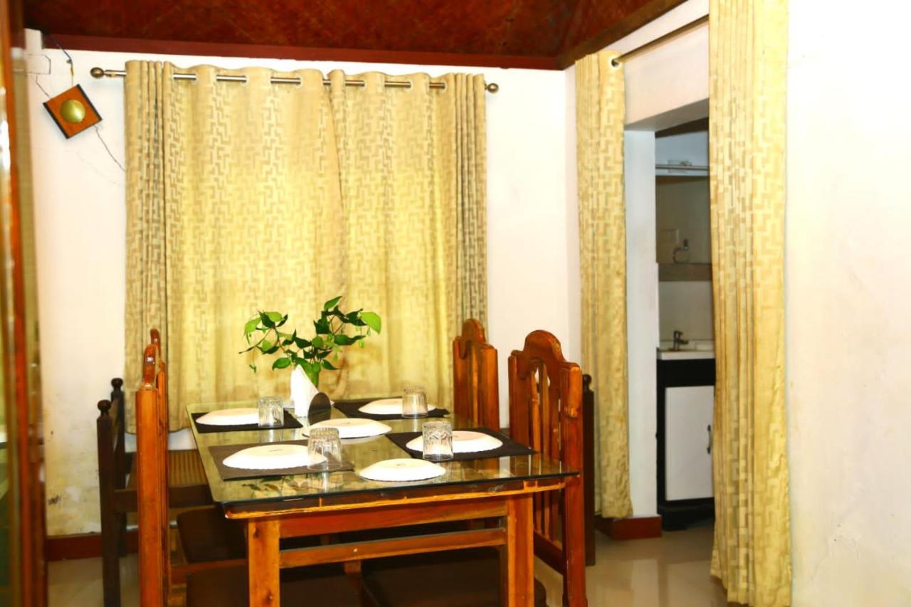 Valentine'S Rice Bowl Home Stay Alappuzha Buitenkant foto
