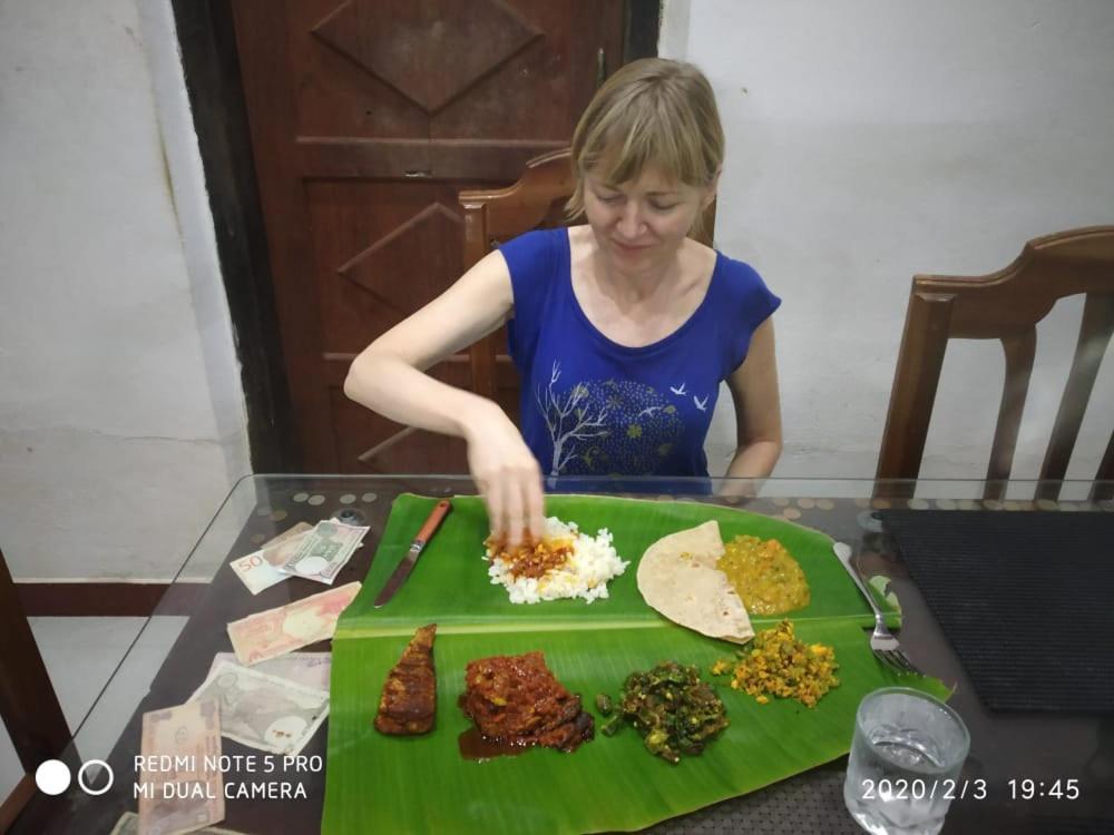 Valentine'S Rice Bowl Home Stay Alappuzha Buitenkant foto